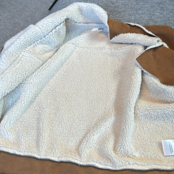 Madden NYC  Faux Suede Cropped Jacket - Picture 9 of 12